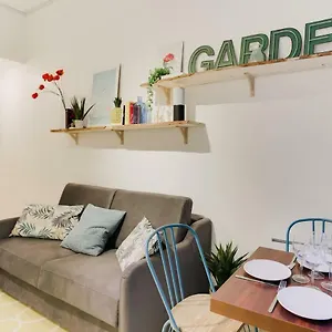 Design For 4 People Between Louvre & Opera Apartment Paris