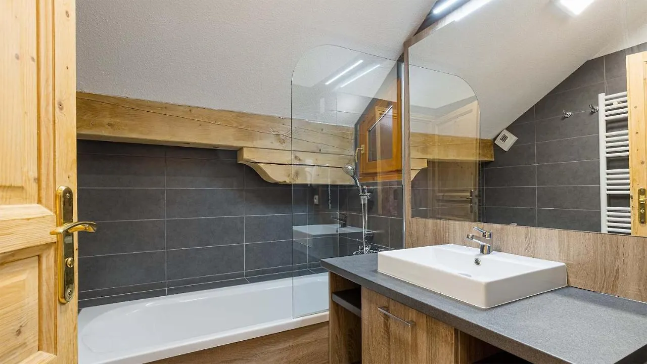 Madame Vacances La Cascade Vaujany Apartment